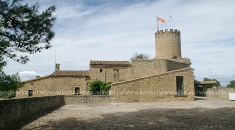 I047 ~ Antiguo castillo románico